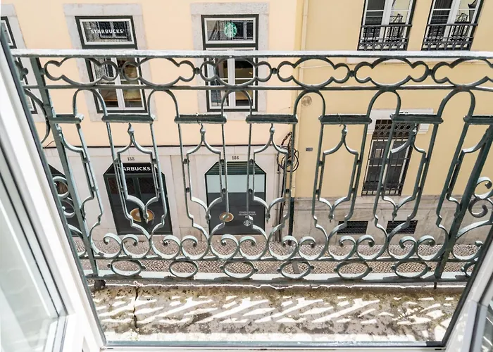 Akicity Baixa Out Lisboa