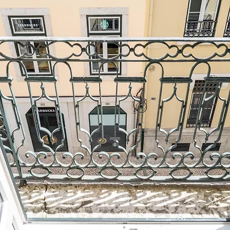 Akicity Baixa Out ליסבון